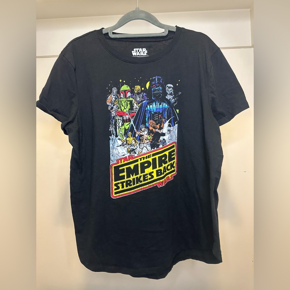 Jrs size 2xl Star Wars Tshirt